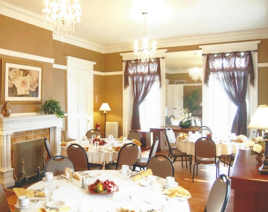 Beacon Hotel Oswego Dış mekan fotoğraf