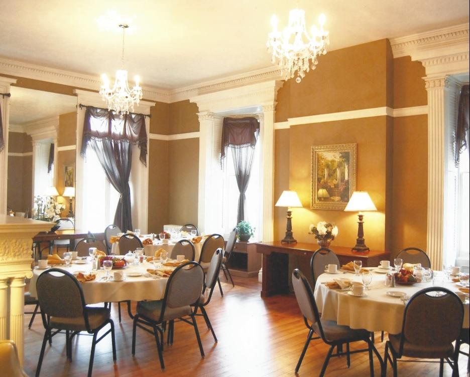 Beacon Hotel Oswego Dış mekan fotoğraf