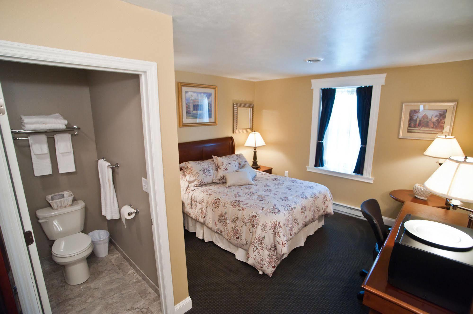Beacon Hotel Oswego Dış mekan fotoğraf