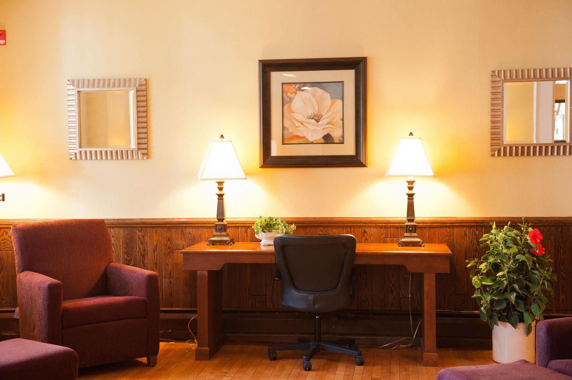 Beacon Hotel Oswego Dış mekan fotoğraf